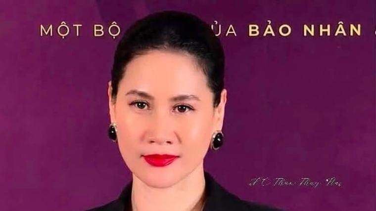 Mỹ nhân phim "Mưa đỏ" được mệnh danh "Người mẫu nhân dân": 16 tuổi cát-xê 1 đêm gần 1 chỉ vàng