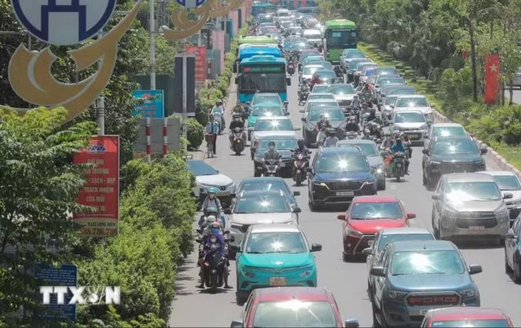 Người dân hối hả đổ về các cửa ngõ Thủ đô sau kỳ nghỉ lễ Quốc khánh 2/9