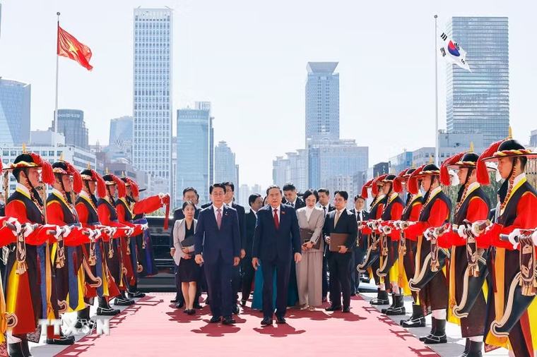 Chủ tịch Quốc hội Hàn Quốc đón, hội đàm với Chủ tịch Quốc hội Trần Thanh Mẫn