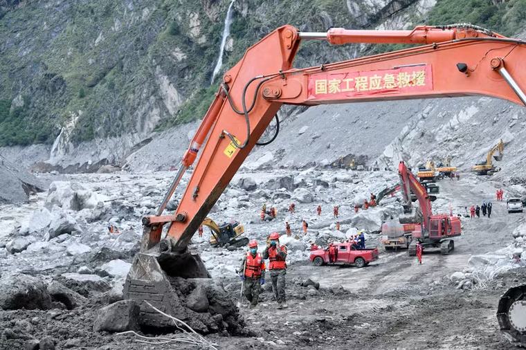 Nepal phải xây lại khoảng 20.000 ngôi nhà sau lũ quét