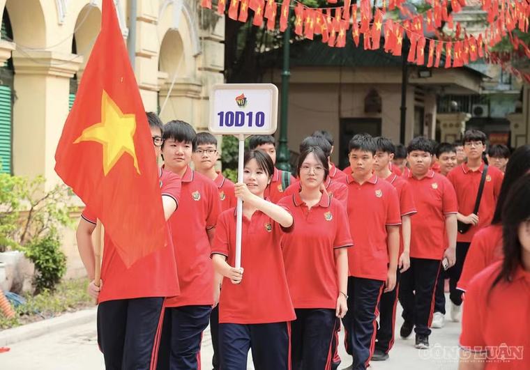 Ngôi trường ra đời sau ngày Hà Nội giải phóng 'thay áo' đón năm học mới