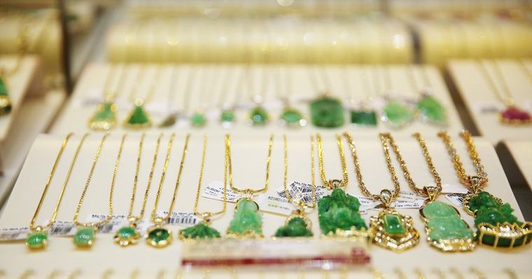 Giá vàng hôm nay ngày 4/9: Vàng thế giới tăng mạnh, trong nước "tìm lại" mốc 150 triệu đồng/lượng