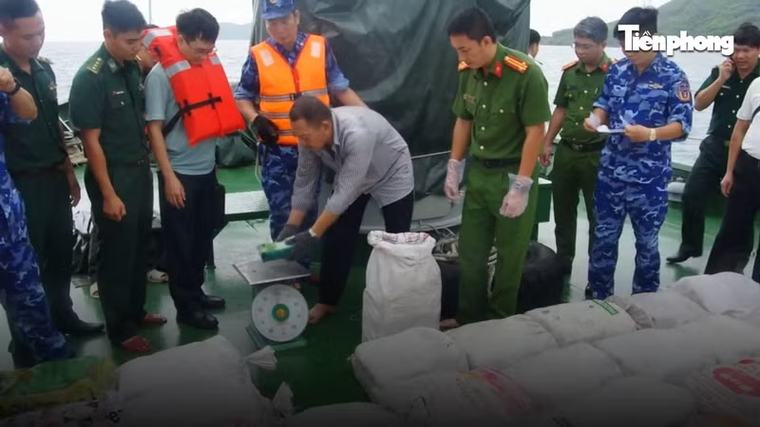 [CLIP] Phá đường dây vận chuyển ma túy trị giá 800 tỷ đồng bằng tàu cá