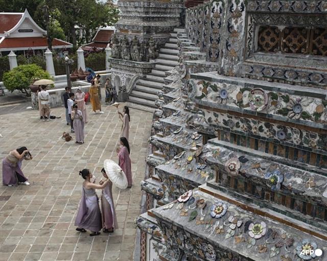 Thailand shortens visa-free stay to 30 days from September 15