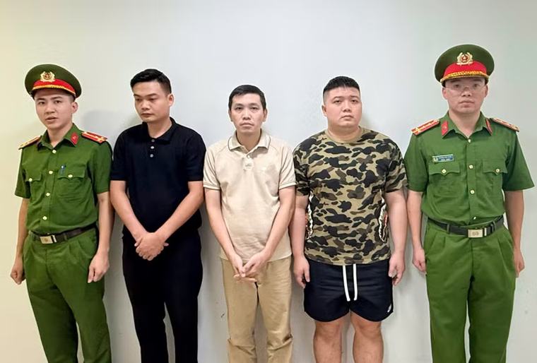 Vụ xe cấp cứu di chuyển 16km thu 9 triệu: Cho bệnh nhân dùng thuốc ‘duy trì sự sống’ có giá nhập 4.000 đồng