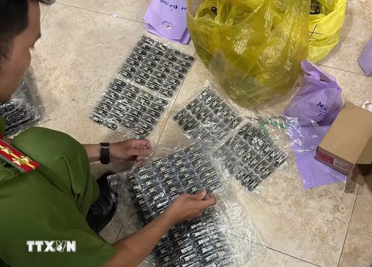 Phối hợp triệt phá vụ vận chuyển hơn 1,1 tấn ma túy trên biển