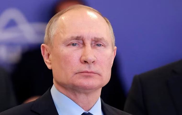 Tổng thống Nga Putin ra lệnh tạm dừng không kích thủ đô Ukraine để đàm phán