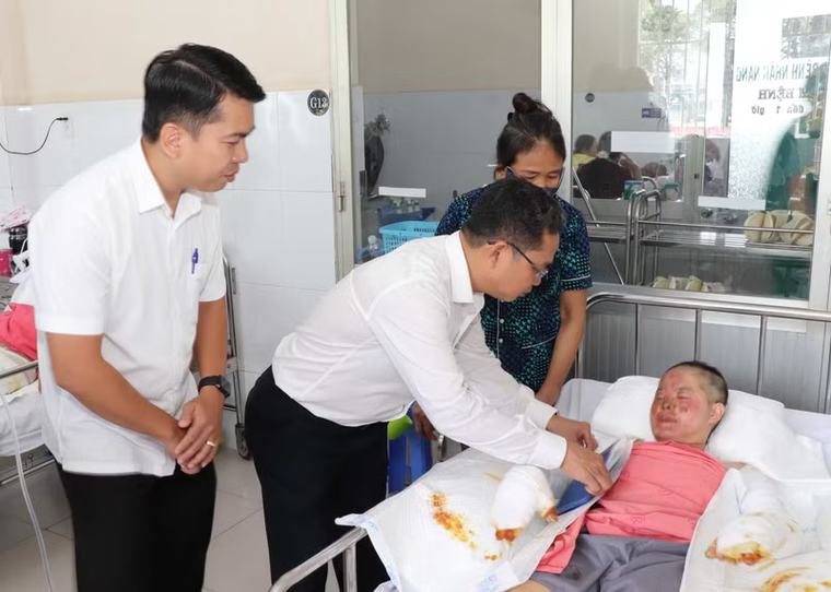 Nạn nhân vụ hỏa hoạn tại căn nhà buôn bán rau củ quả đã tạm ổn