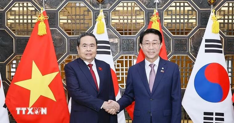 Chủ tịch Quốc hội Trần Thanh Mẫn hội đàm với Chủ tịch Quốc hội Hàn Quốc Cho Jeong Sik