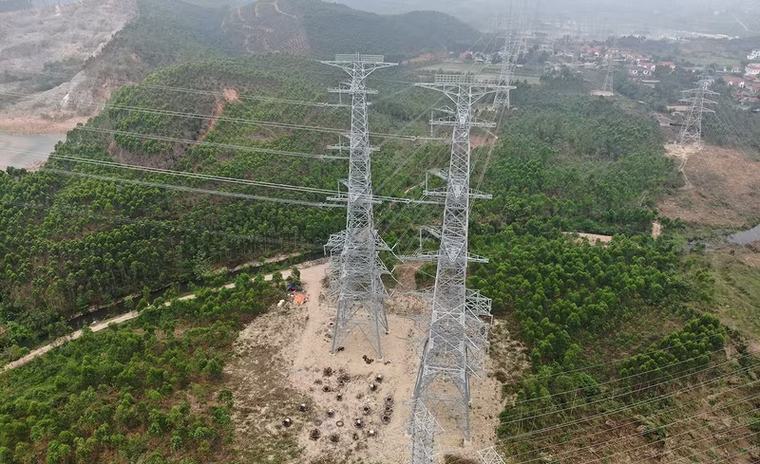 EVN thúc đẩy tiến độ các công trình lưới điện trọng điểm khu vực miền Bắc