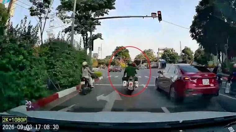 Sơn La: Cảnh sát dẫn đường kịp thời đưa bệnh nhân đi cấp cứu