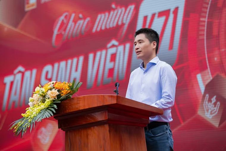 Nhà sáng lập Zalo tại lễ khai giảng Đại học Bách khoa: Câu chuyện về thất bại và sự lãng mạn