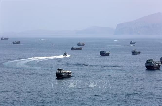 Tổng thống Mỹ ủng hộ tuyến đường qua Syria thay thế cho eo biển Hormuz