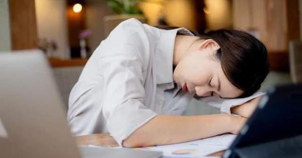 Ngủ trưa kiểu này không chỉ giúp bạn giảm cân mà còn tăng cơ bắp? Nghiên cứu Harvard phát hiện một chi tiết ít ai để ý