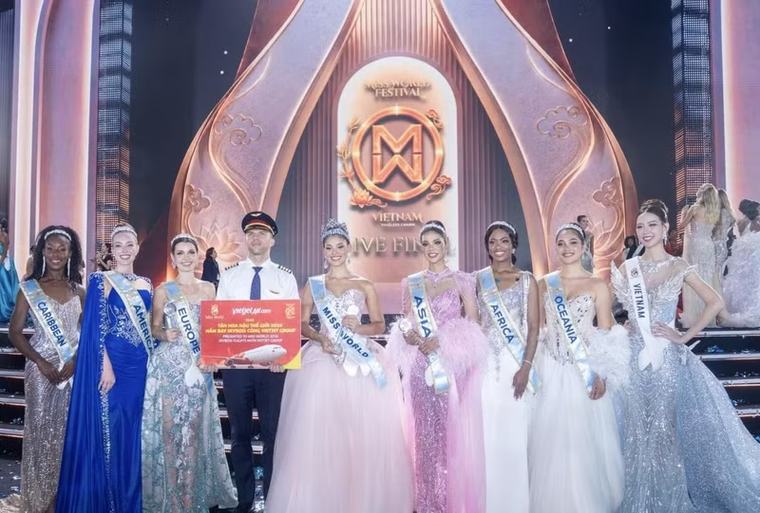 Tân Hoa hậu Thế giới 2026 nhận “đặc quyền” bay SkyBoss một năm cùng Vietjet