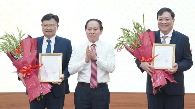 Chủ tịch UBND tỉnh Đồng Tháp, Giám đốc Công an TP Huế làm Phó tổng Thanh tra Chính phủ