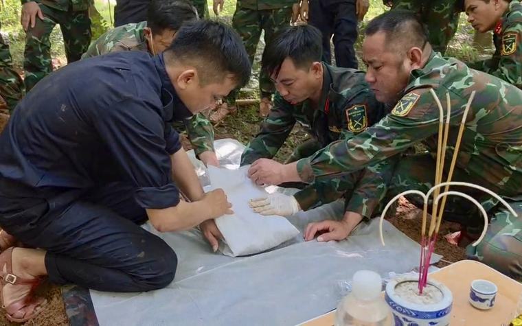 Phát hiện, quy tập hài cốt liệt sĩ tại khu vực biên giới