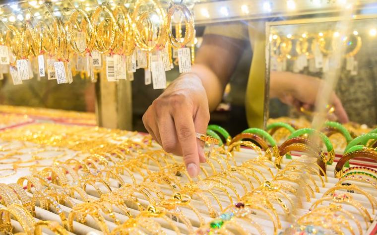 Chốt giá vàng hôm nay ngày 5/9 giảm rất mạnh trở lại