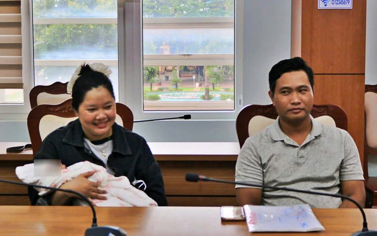 Sau hơn 10 ngày bị bỏ rơi, bé gái sơ sinh đã có mái ấm mới