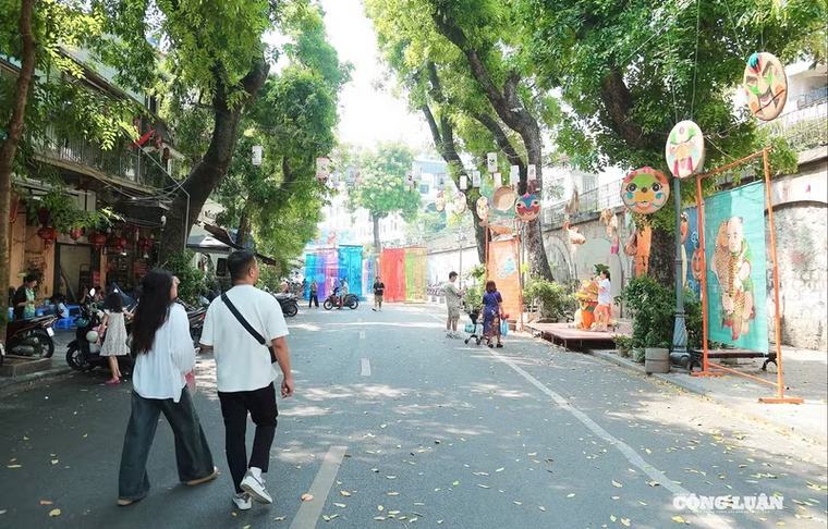 Bàn giao vòm cầu đường sắt Phùng Hưng về UBND TP.Hà Nội quản lý