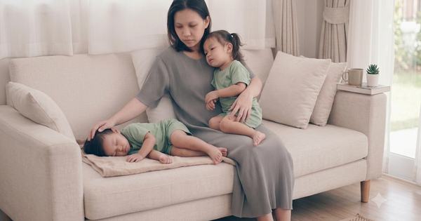 Nhiều đêm nằm trong phòng, tôi bỗng thấy sợ khi nghe tiếng ho của bố chồng, tiếng nói chuyện của mẹ chồng