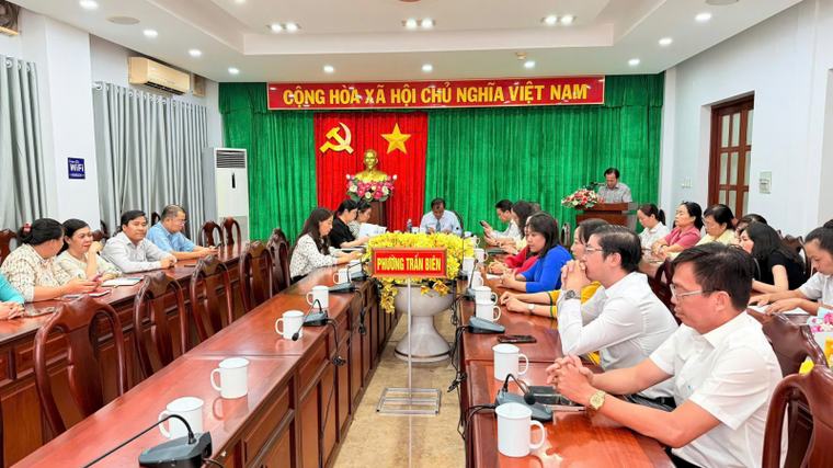 Sáp nhập, sắp xếp thành công, phường Trấn Biên-"siêu phường" đông dân nhất Đồng Nai công bố quyết định cán bộ