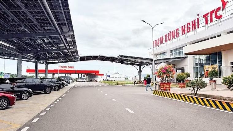 Cần sớm hoàn thiện, đưa vào sử dụng các trạm dừng nghỉ trên đường cao tốc