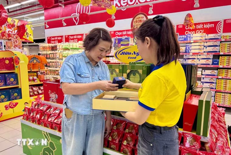 Thị trường bánh Trung thu vào cao điểm, ưu tiên sản phẩm giá vừa phải