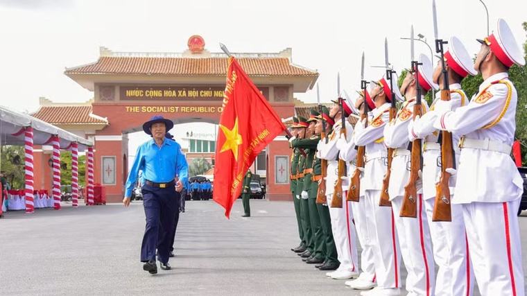 [Ảnh] Các đội K Quân Khu 7 xuất quân lên đường tìm kiếm quy tập hài cốt liệt sĩ giai đoạn XXVI
