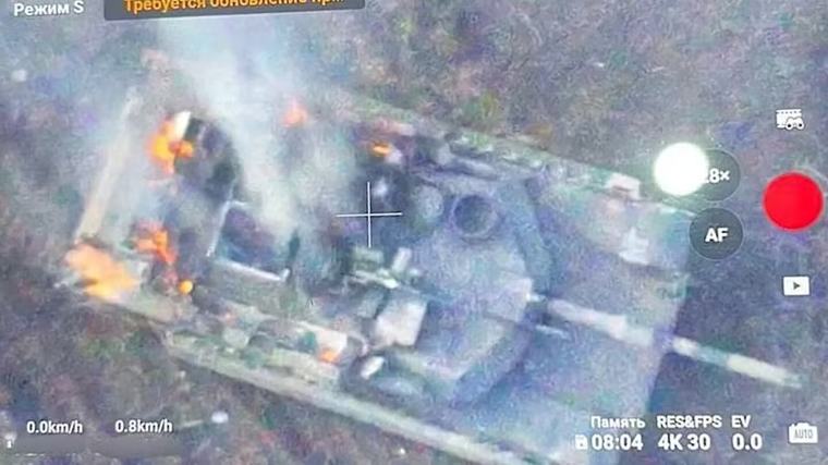Xe tăng Abrams của Ukraine bị đẩy xa tiền tuyến vì tổn thất nặng trước drone Nga