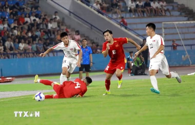 Lịch thi đấu bóng đá hôm nay 3/9: Việt Nam đối đầu Palestine