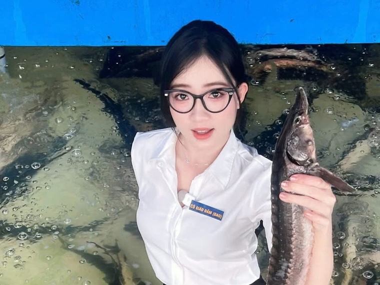 Giải mã "Cô Giáo Đầm": Công thức viral tạo nên sức hút khó cưỡng