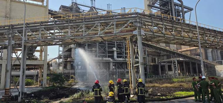 Lò gió nóng tại Formosa Hà Tĩnh gặp sự cố