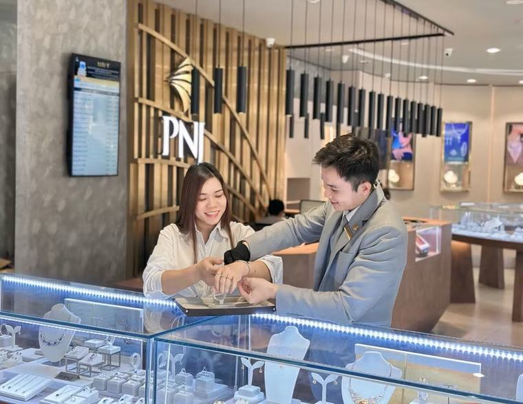 PNJ tăng cường nguồn lực tài chính chuẩn bị cho giai đoạn tái thiết