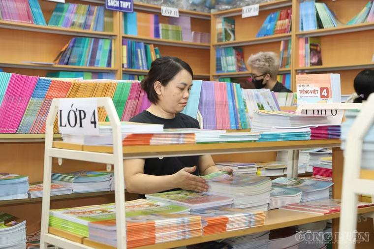 Tiếp tục in 17 triệu bản sách giáo khoa sau khai giảng