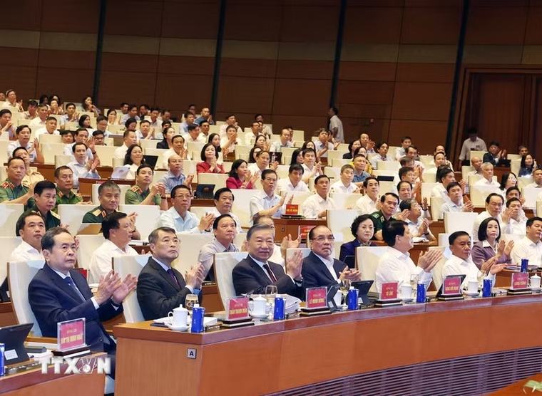 Hội nghị toàn quốc nghiên cứu, học tập, quán triệt và triển khai thực hiện một số Nghị quyết, Chỉ thị của Bộ Chính trị