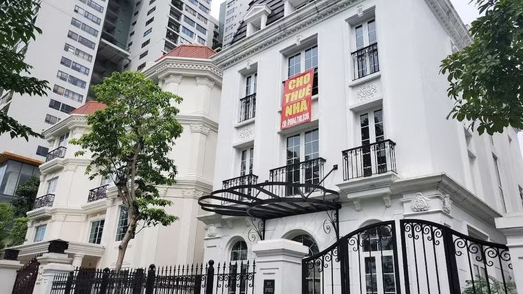 Nhà đất giá rẻ 'giật mình': Cẩn thận chiêu 'mồi câu' khách hàng
