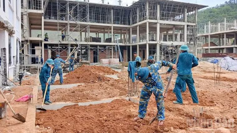Dấu ấn mùa hè tình nguyện của tuổi trẻ Trung đoàn Tên lửa 282