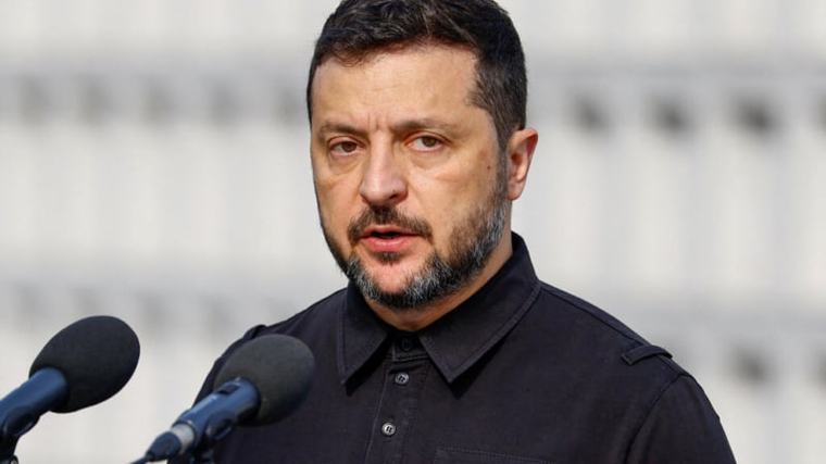Rúng động đấu súng giữa 2 cơ quan tình báo ở Kiev: Tổng thống Zelensky tung đòn trừng phạt cực sốc