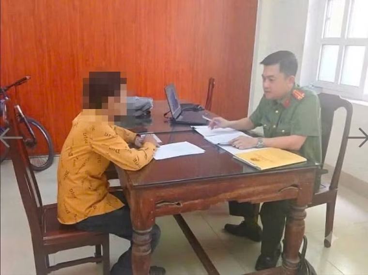 Xử phạt người đàn ông say rượu tung tin trường học thu tiền trái tuyến