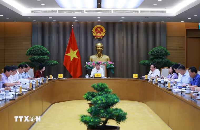 Thủ tướng làm việc với lãnh đạo Bộ Y tế về một số điều liên quan đến luật trong lĩnh vực y tế