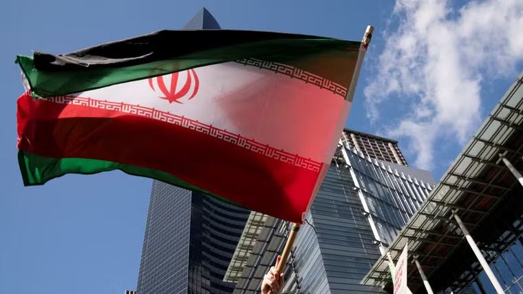 Iran ra “tối hậu thư”, cảnh báo đòn đáp trả khủng khiếp nếu Israel tấn công căn cứ Hezbollah