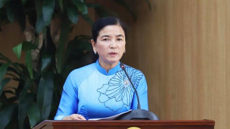 Sau sáp nhập trường ở Cần Thơ: Bất cập chuyện hiệu trưởng, hiệu phó xuống đứng lớp rồi "tha thiết" xin nghỉ hưu