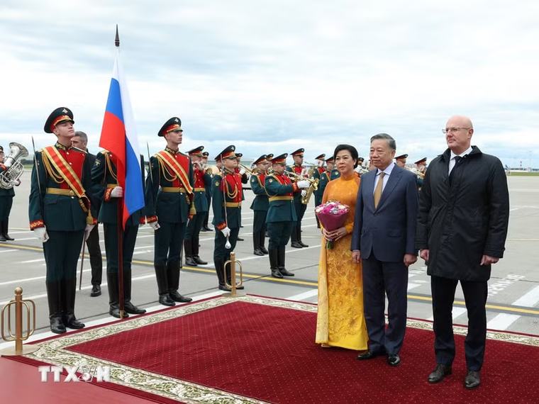 Tổng Bí thư, Chủ tịch nước Tô Lâm đến Moskva, bắt đầu thăm cấp Nhà nước Liên bang Nga