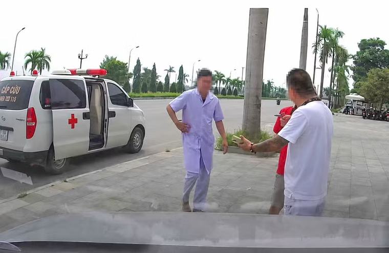 Tin mới vụ xe cấp cứu chở bệnh nhân 16km thu hơn 9 triệu đồng