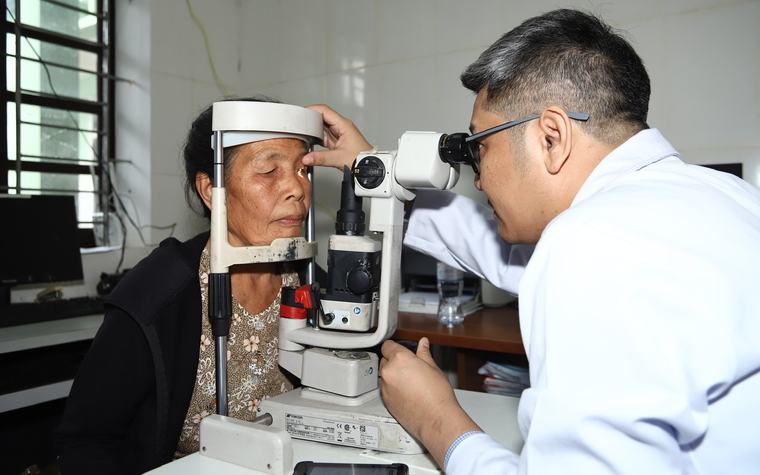 Xây dựng tiêu chuẩn, quy chuẩn y tế phải sát thực tiễn